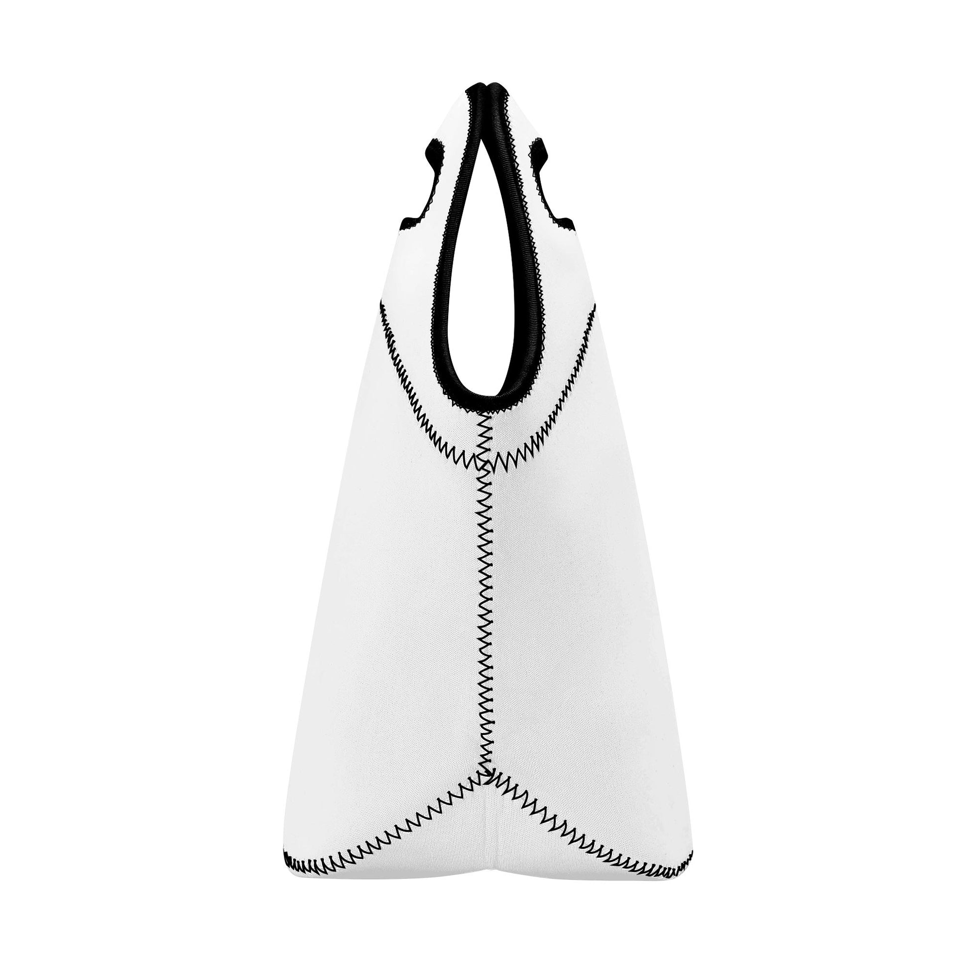 The shape of the lunch bag