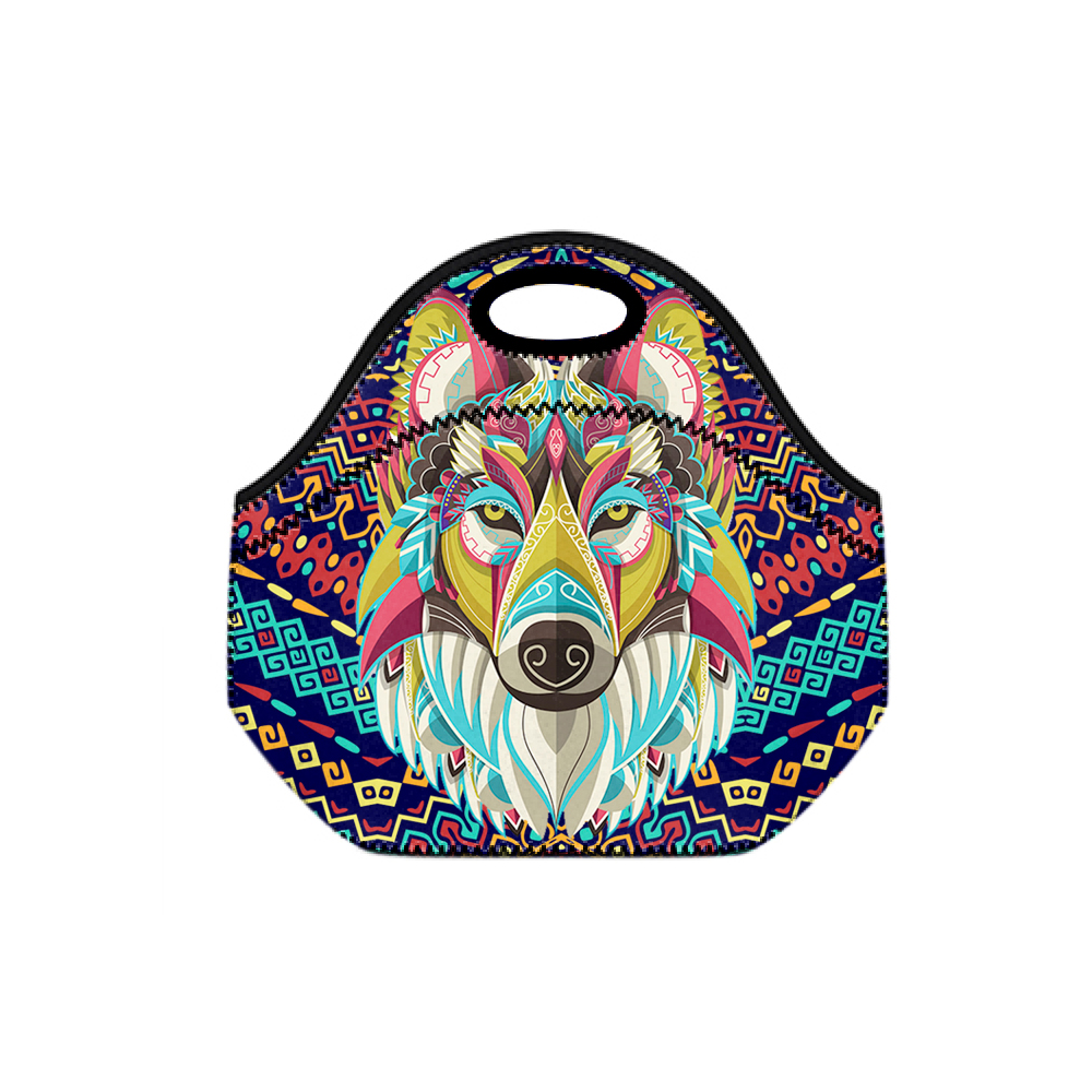 A lunch bag with a wolf pattern